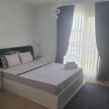 Luxury House Daire