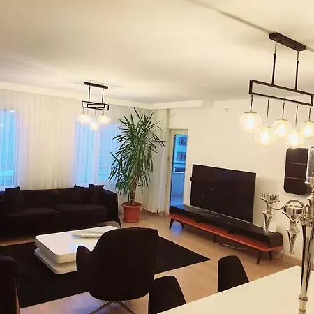 Luxury House Daire